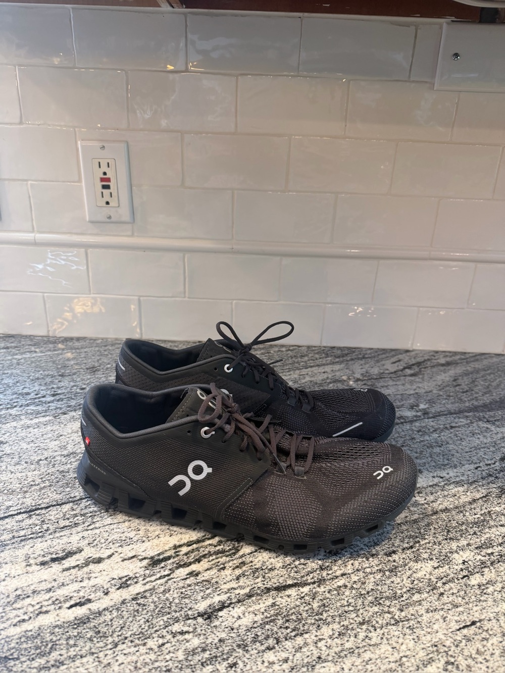 Men’s On Cloud X Size 13